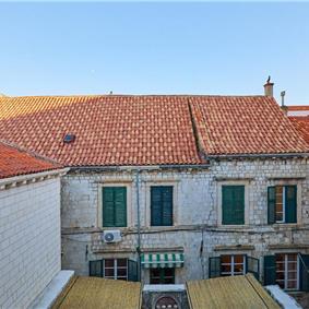 5 Bedroom Villa with Balcony & Terrace in Dubrovnik, sleeps 10